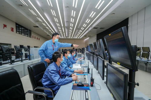 新華全媒+ | 智能巡檢、智慧施工、智控工廠——記者實(shí)地探訪(fǎng)5G+工業(yè)互聯(lián)網(wǎng)應(yīng)用成效